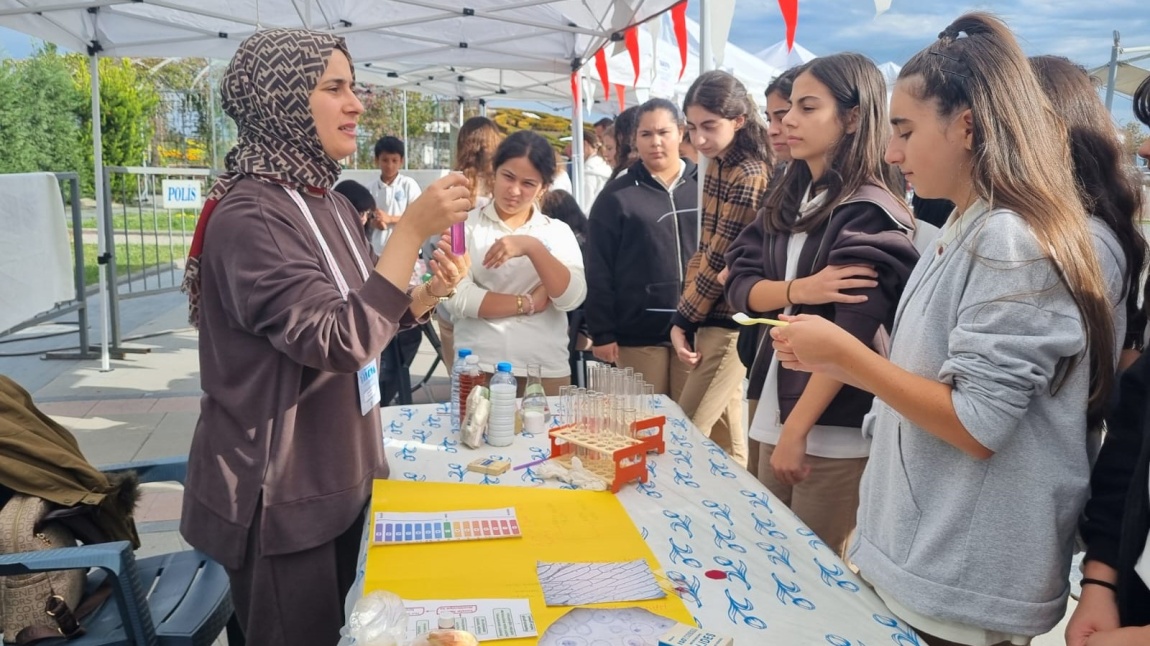  Tübitak 4007 Bilim Fuarındayız.